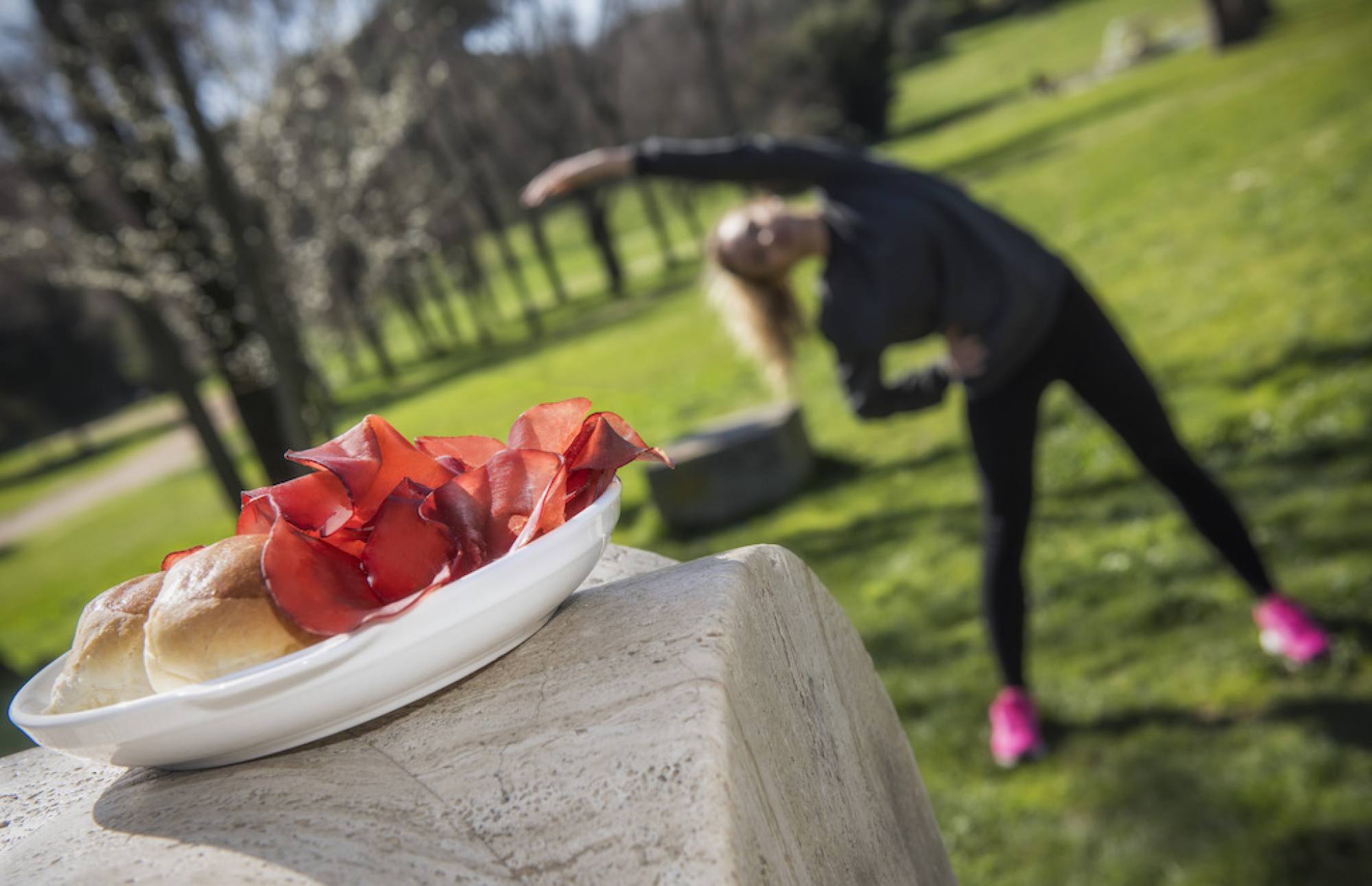 La bresaola: un vero must nella dieta degli sportivi